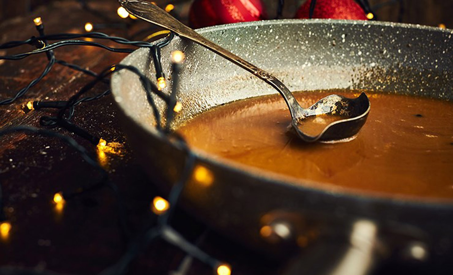 ingen jul uden brun sovs